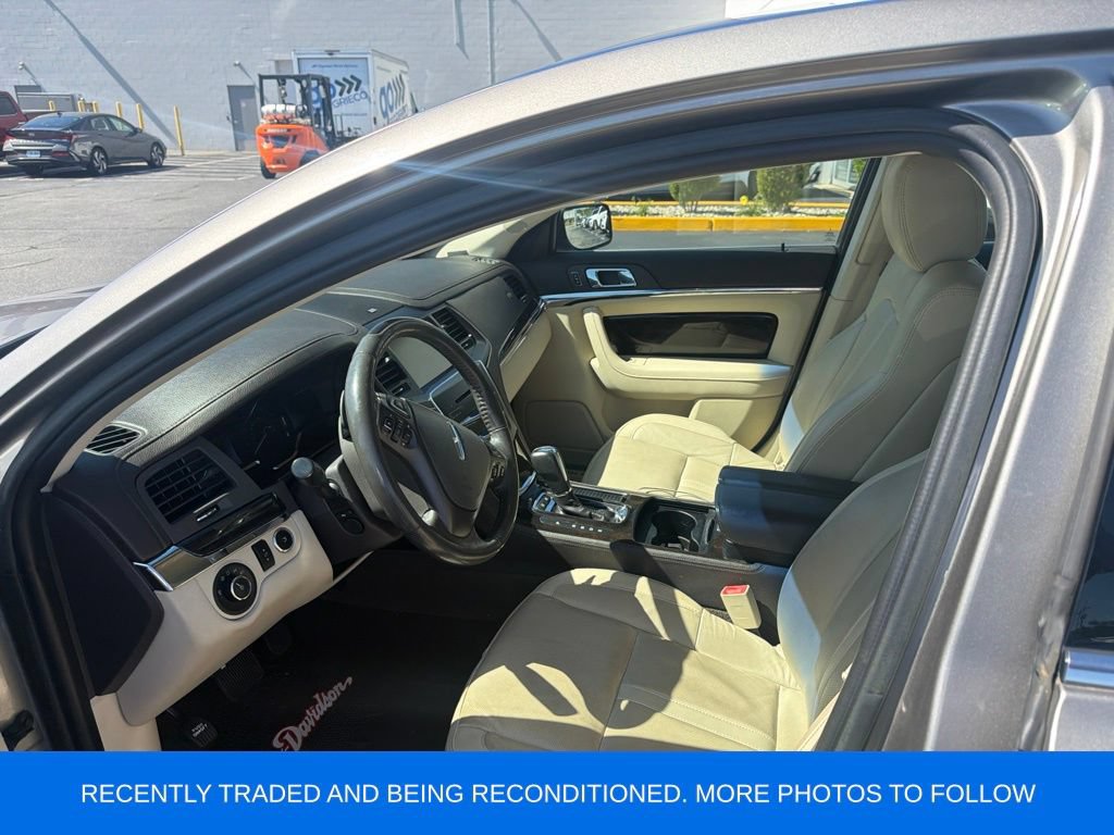 Used 2015 Lincoln MKS w/ Equipment Group 101A FWD image 2
