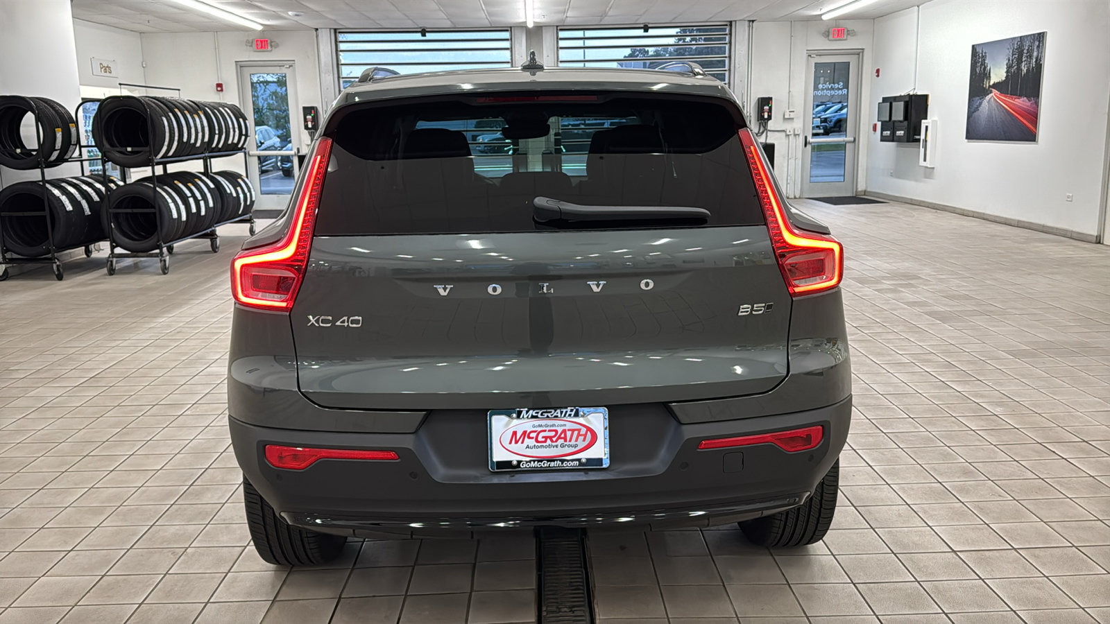 New 2026 Volvo XC40 B5 Plus w/ Protection Package Premier AWD/4WD image 6