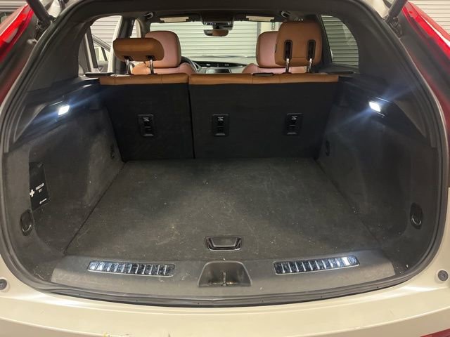 Used 2020 Cadillac XT4 Premium Luxury w/ Enhanced Visibility Package image 20