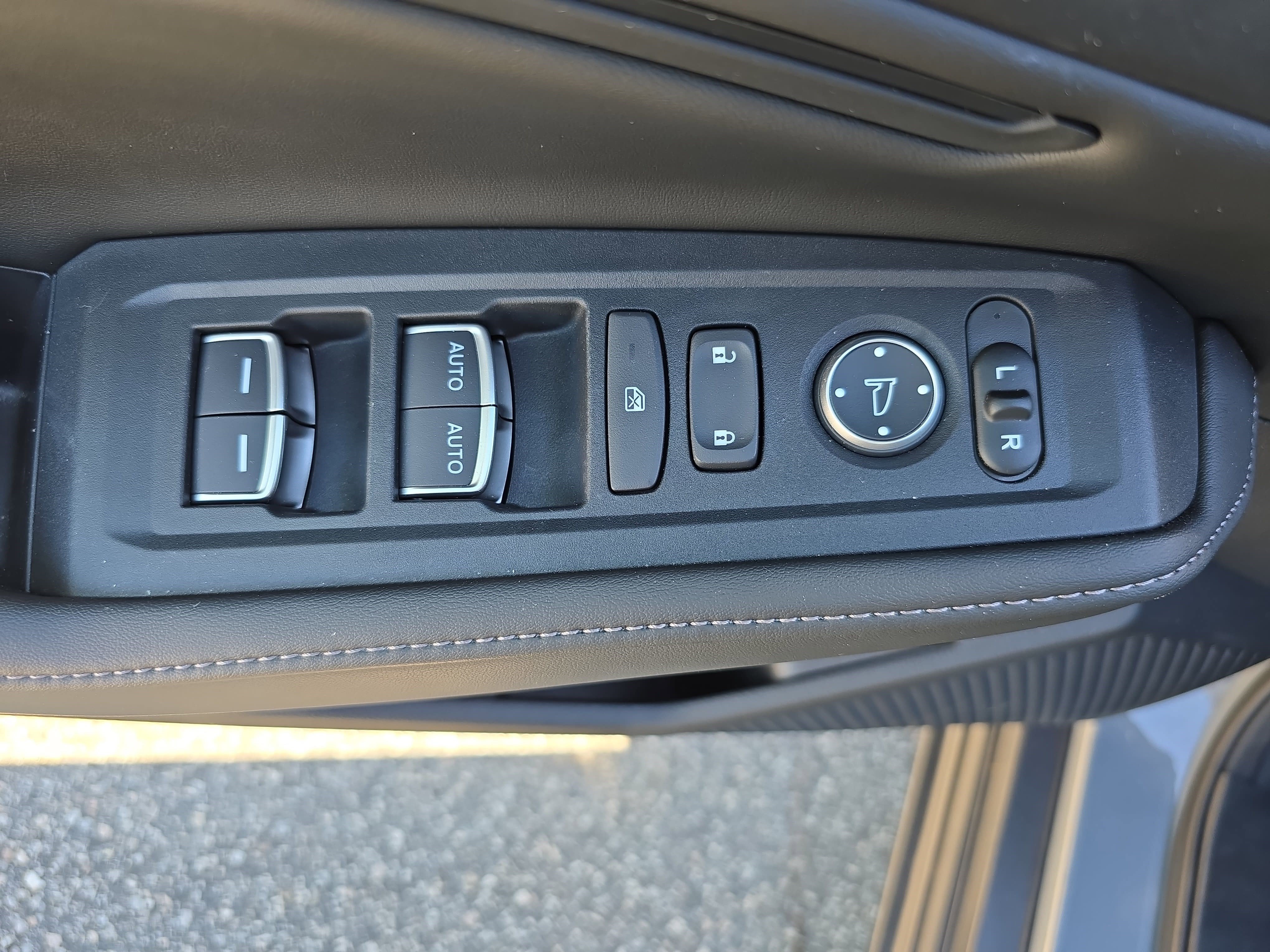 Used 2025 Honda Accord Sport image 27