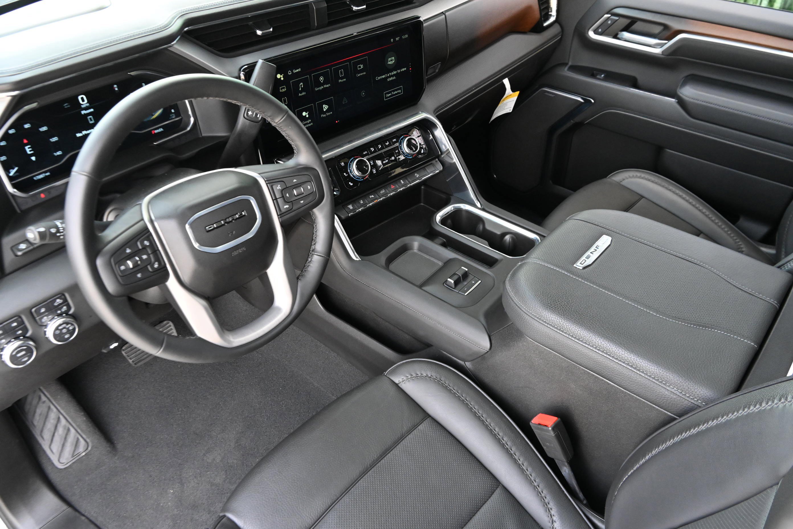 Used 2024 GMC Sierra 2500 Denali w/ Denali Reserve Package image 12