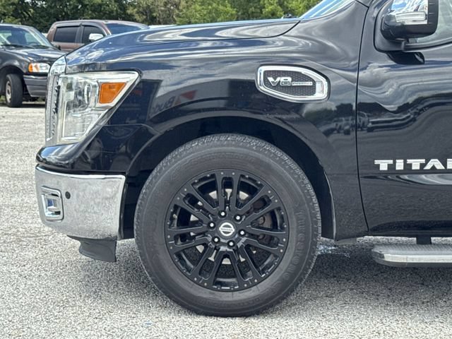 Used 2017 Nissan Titan SL RWD image 10