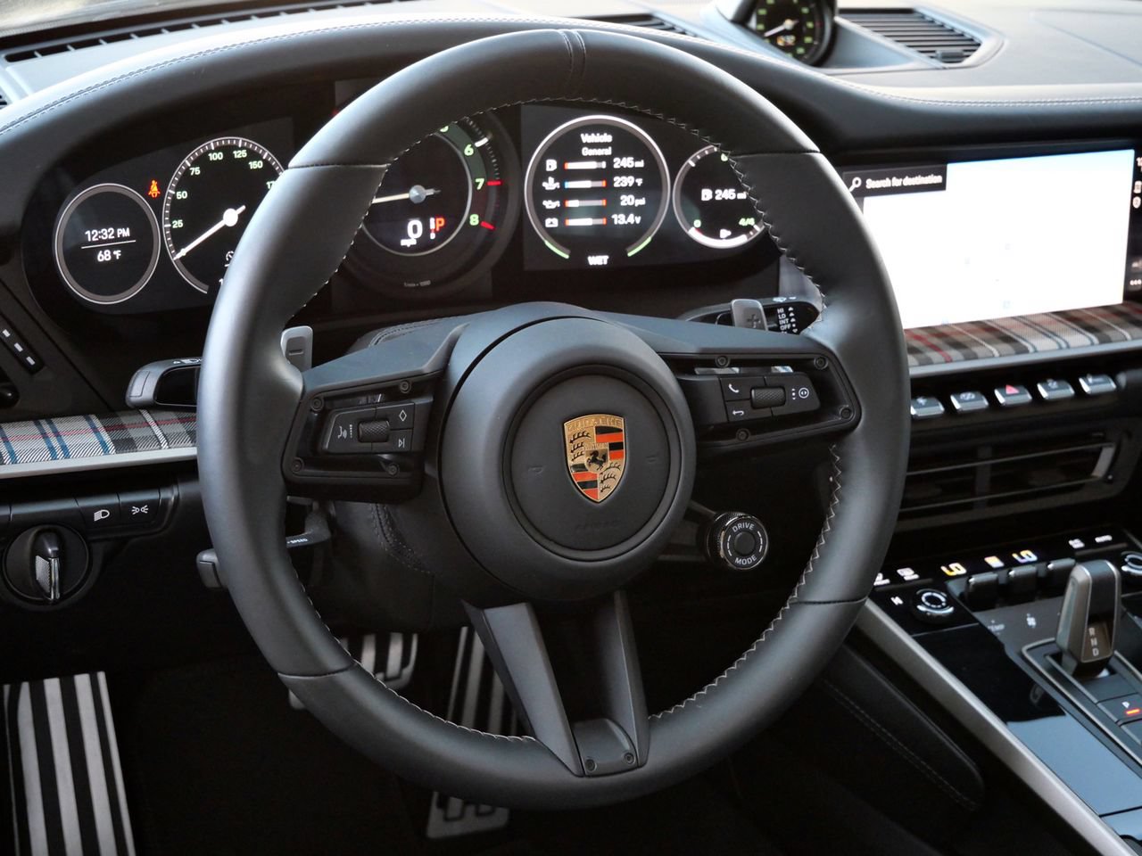 Used 2025 Porsche 911 Turbo AWD/4WD image 12