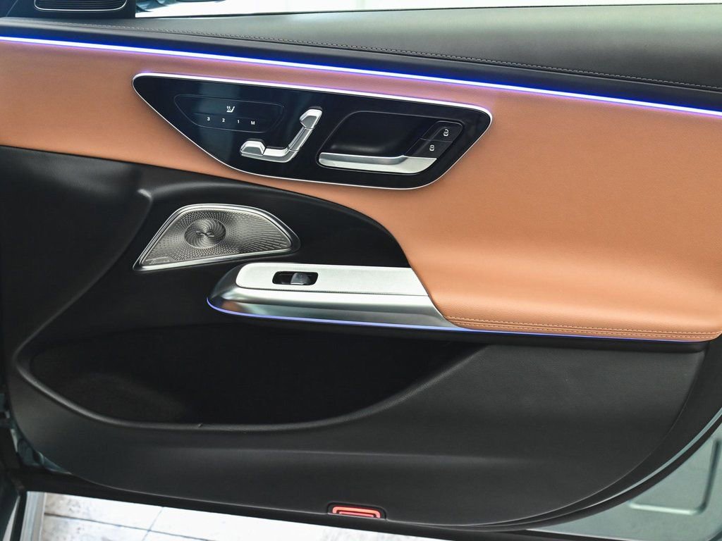 Used 2024 Mercedes-Benz E 450 4MATIC Sedan image 12