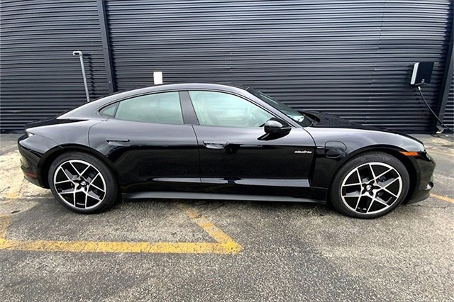 New 2025 Porsche Taycan image 11