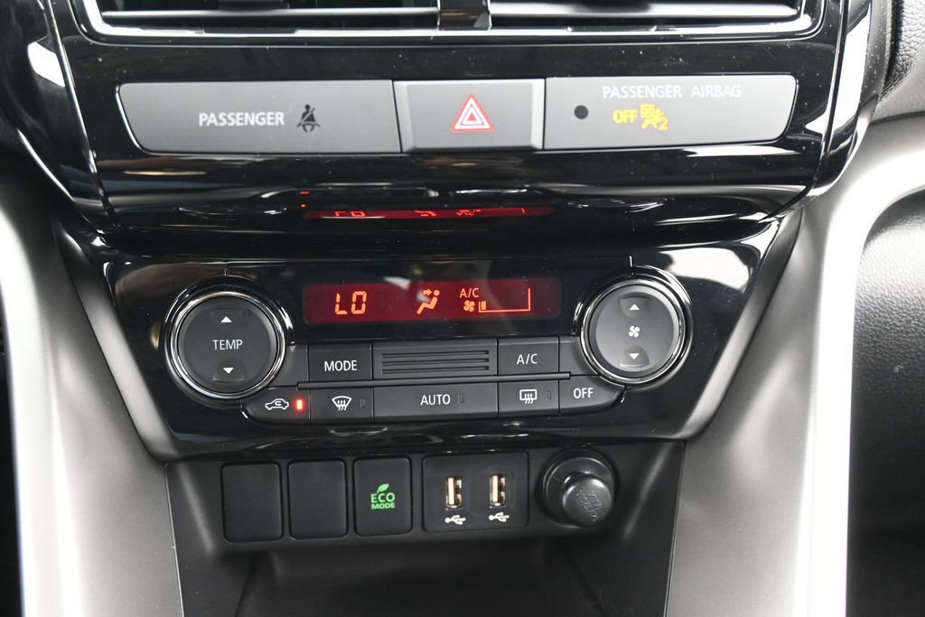 New 2026 Mitsubishi Eclipse Cross LE AWD/4WD image 19