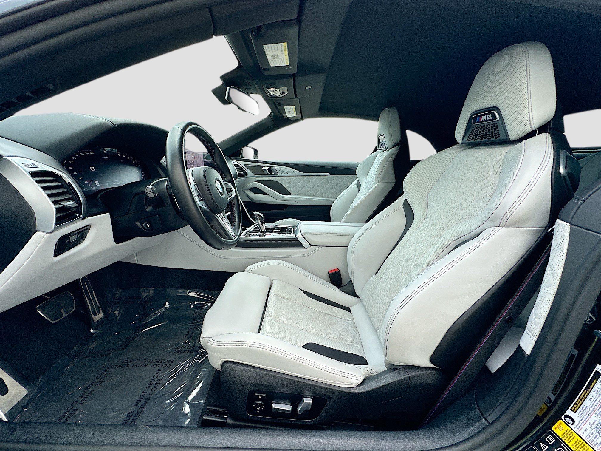 Used 2023 BMW M8 Competition w/ M Carbon Exterior Package AWD/4WD image 19