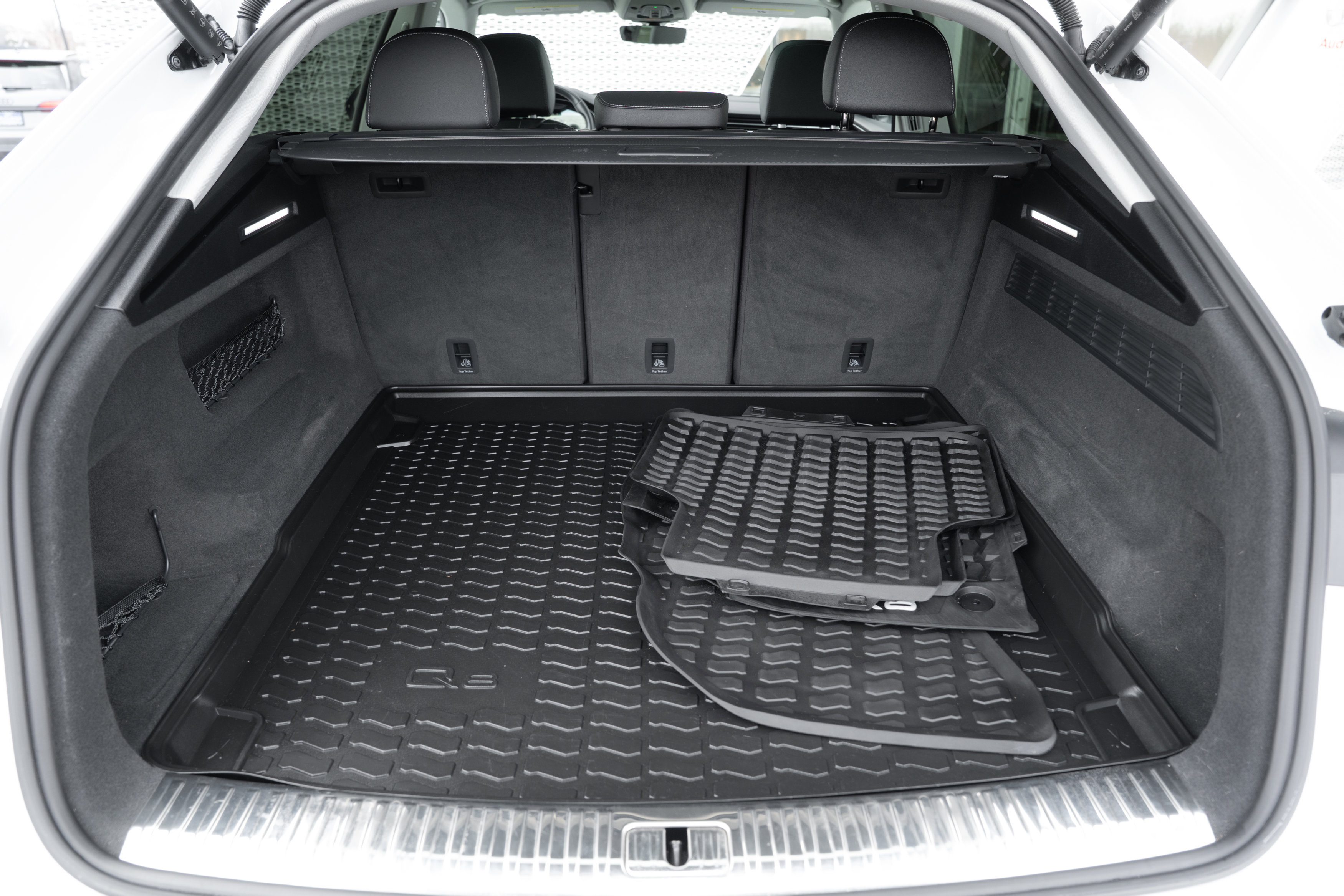 Used 2022 Audi Q8 Premium Plus w/ Premium Plus Package image 30