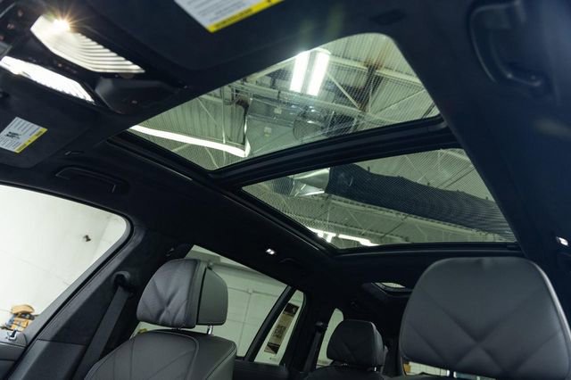 New 2026 BMW X7 xDrive40i AWD/4WD image 16