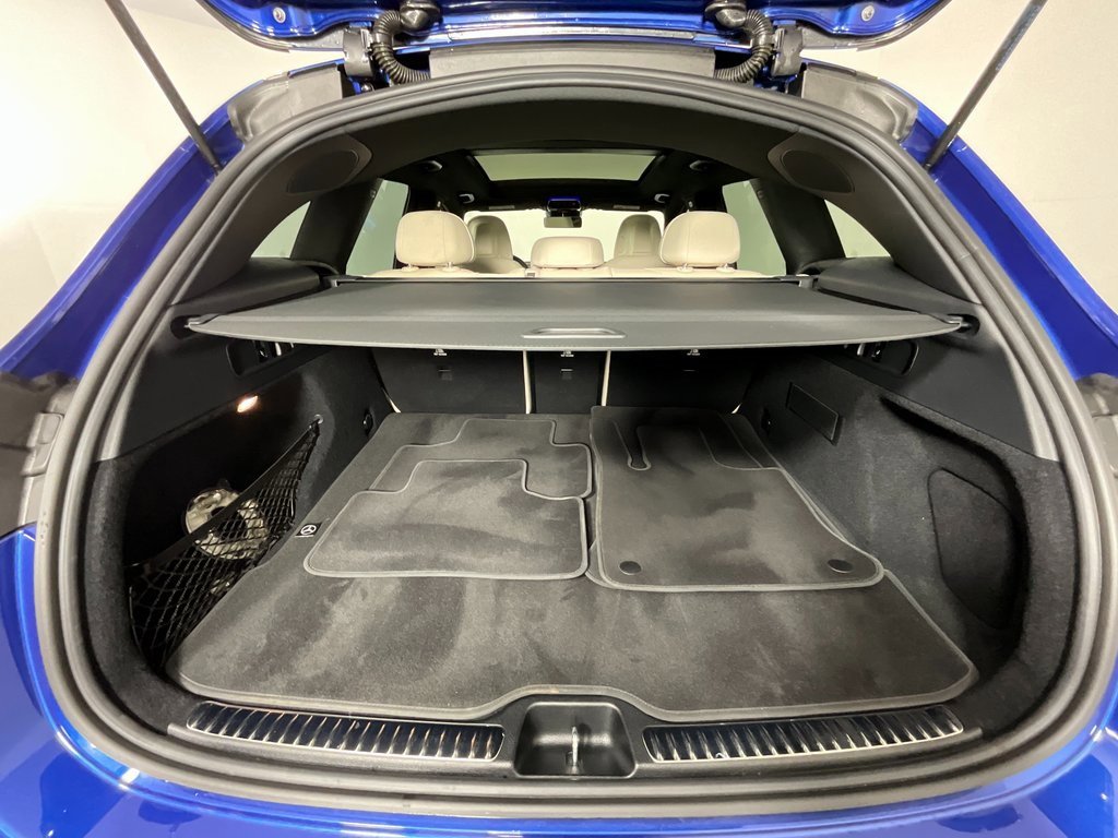 Used 2024 Mercedes-Benz GLC 300 4MATIC image 27