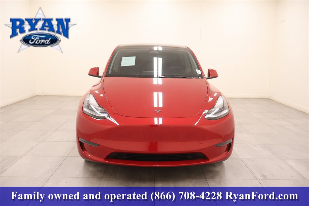 Used 2022 Tesla Model Y Long Range image 8