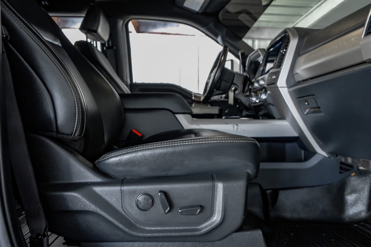 Used 2022 Ford F350 Lariat image 32