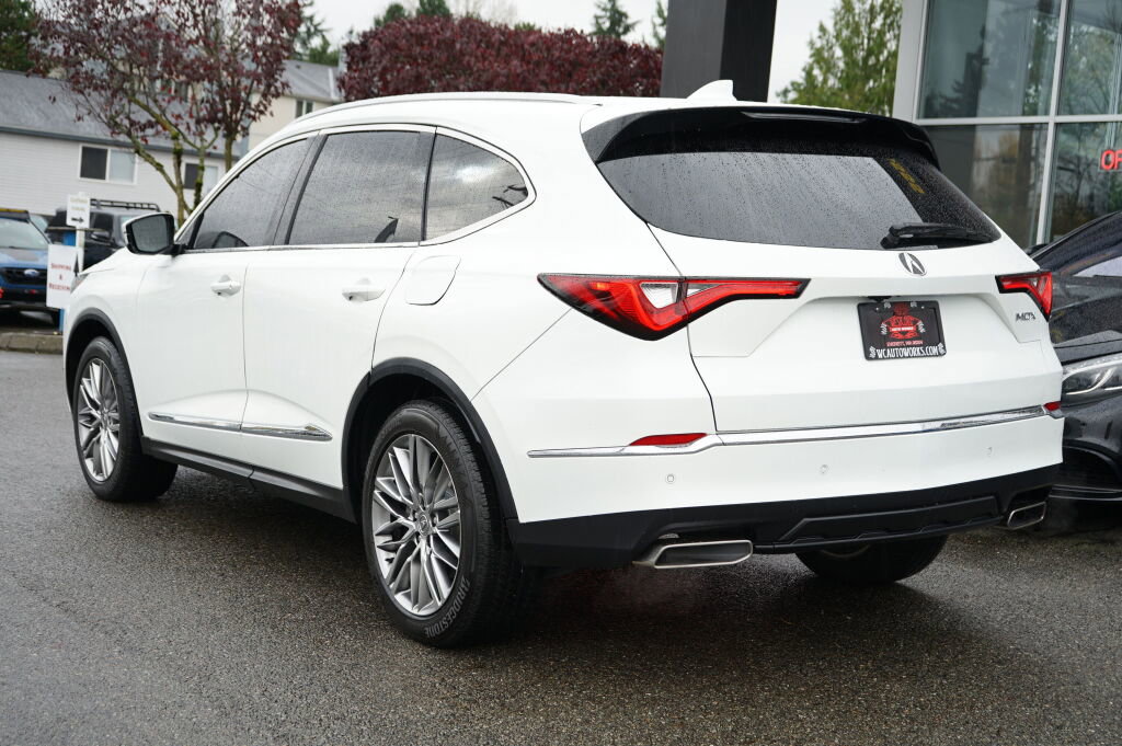 Used 2022 Acura MDX SH-AWD w/ Advance Package image 3
