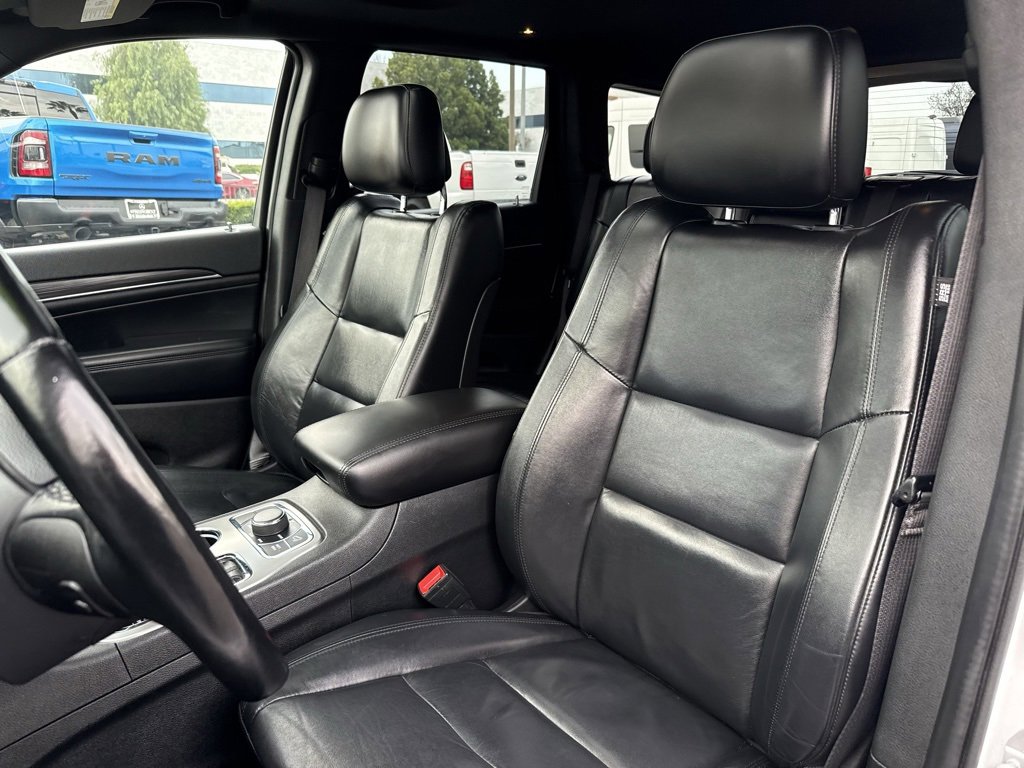 Used 2022 Jeep Grand Cherokee Limited image 12