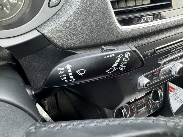 Used 2017 Audi Q3 2.0T Premium image 26