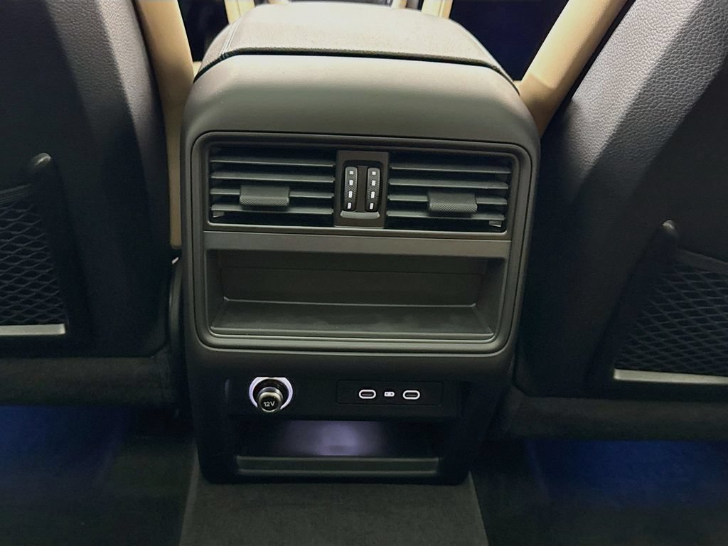 New 2026 Porsche Cayenne Coupe AWD/4WD image 27
