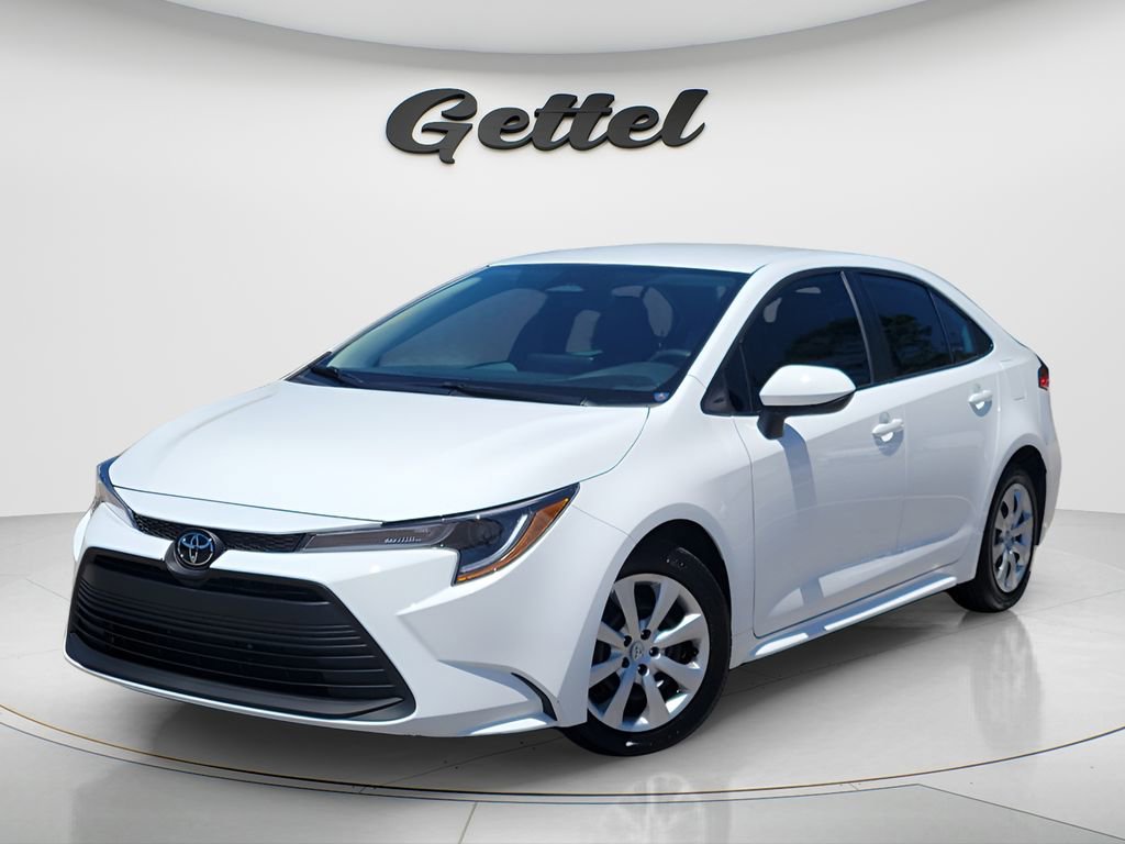 Certified 2025 Toyota Corolla LE w/ Convenience Package