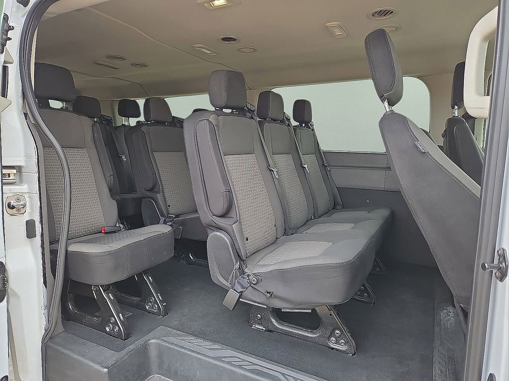 Used 2023 Ford Transit 350 XLT image 17
