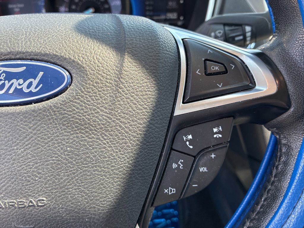 Used 2019 Ford Fusion SEL FWD image 16