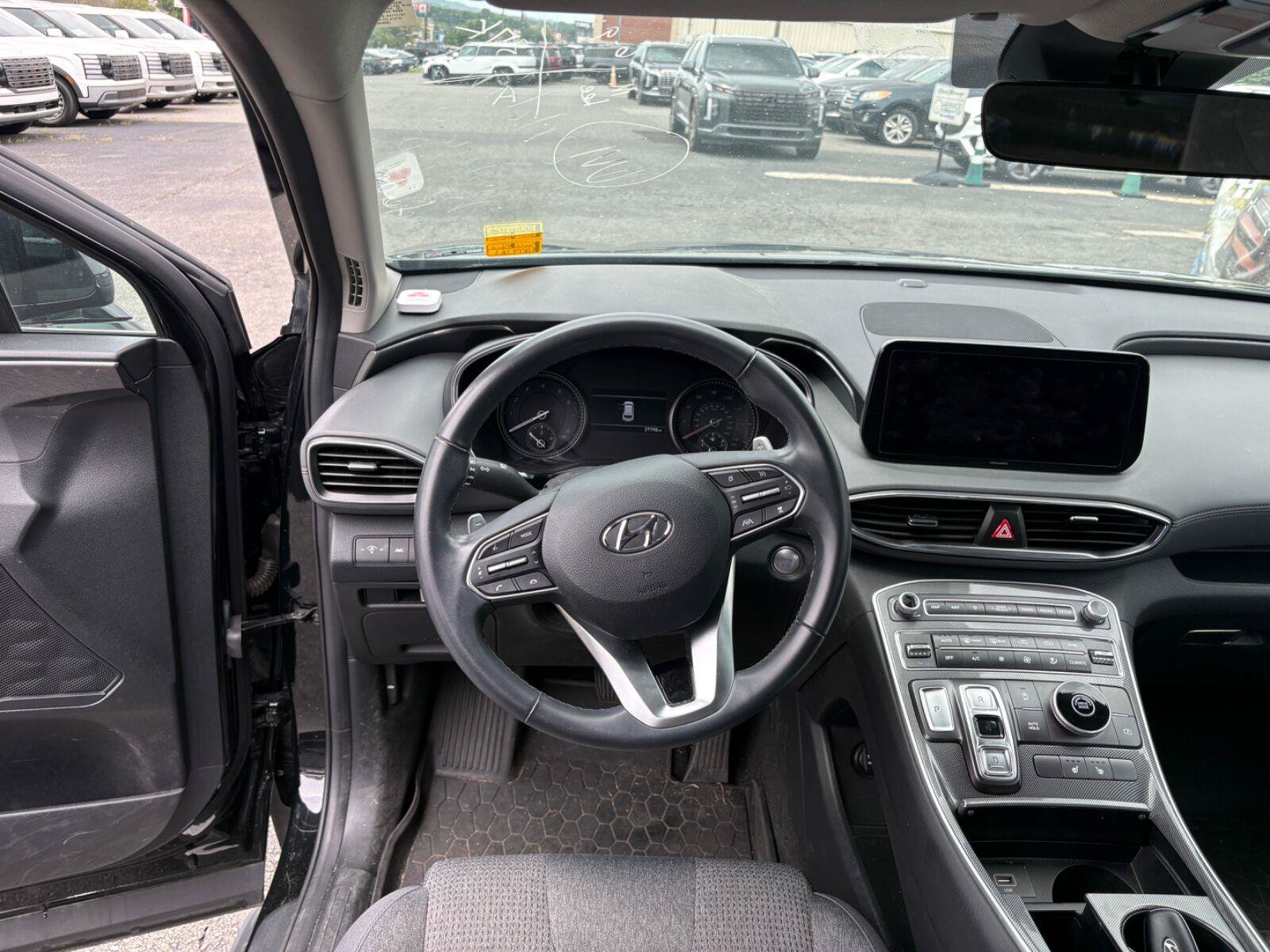 Used 2023 Hyundai Santa Fe SEL FWD image 20