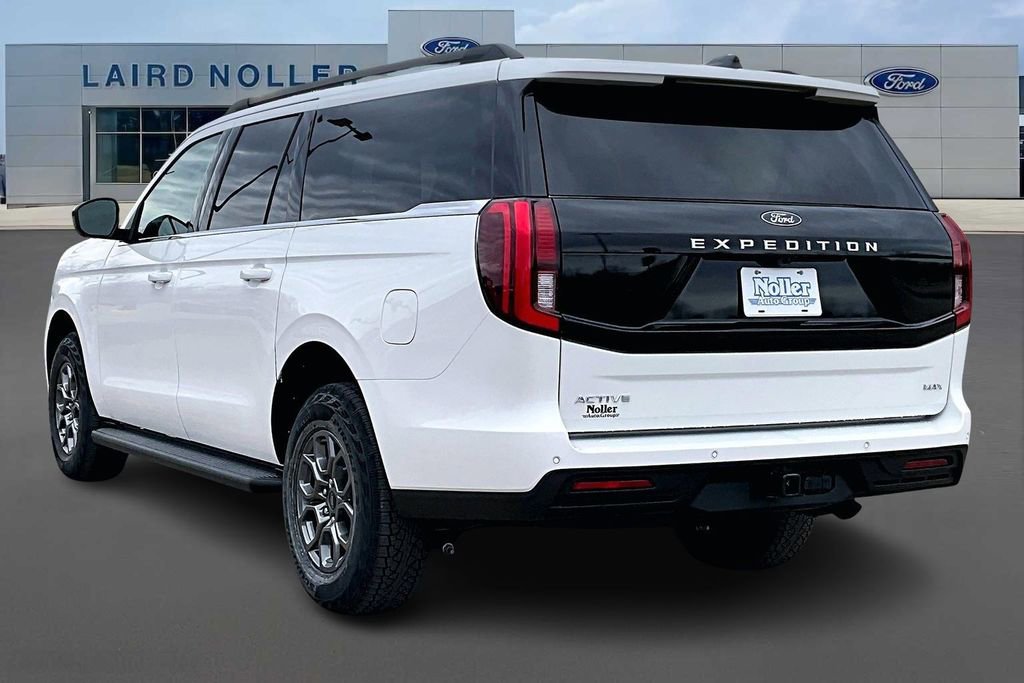 New 2025 Ford Expedition Max Active image 3