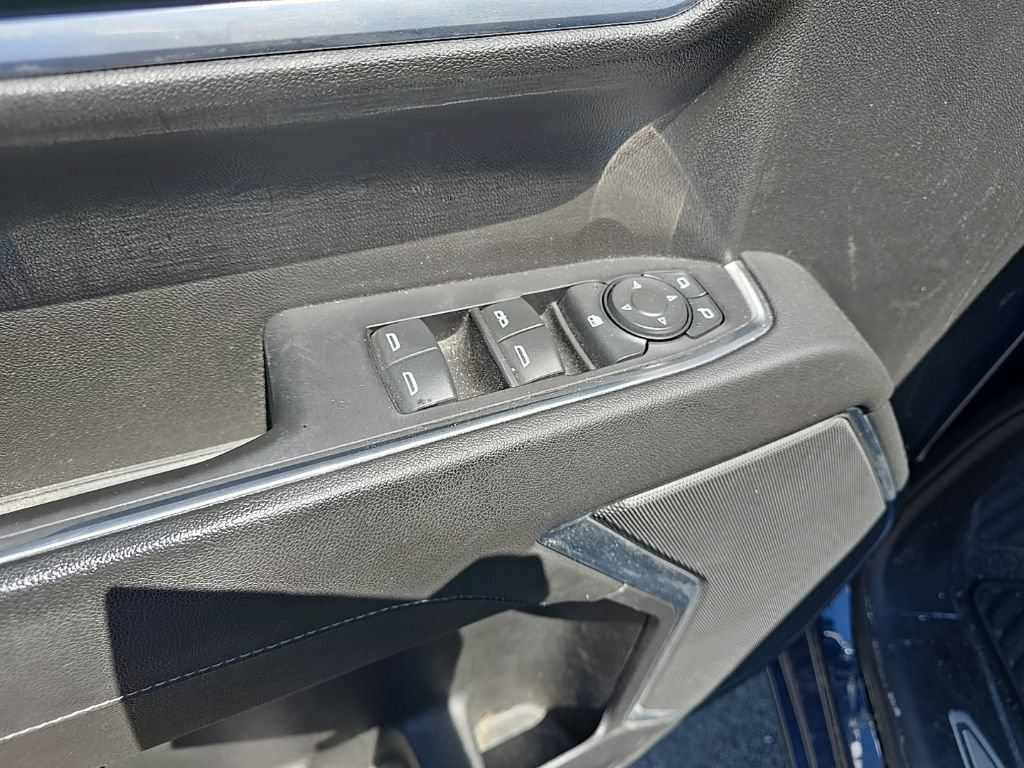 Used 2022 Chevrolet Silverado 1500 LT AWD/4WD image 10