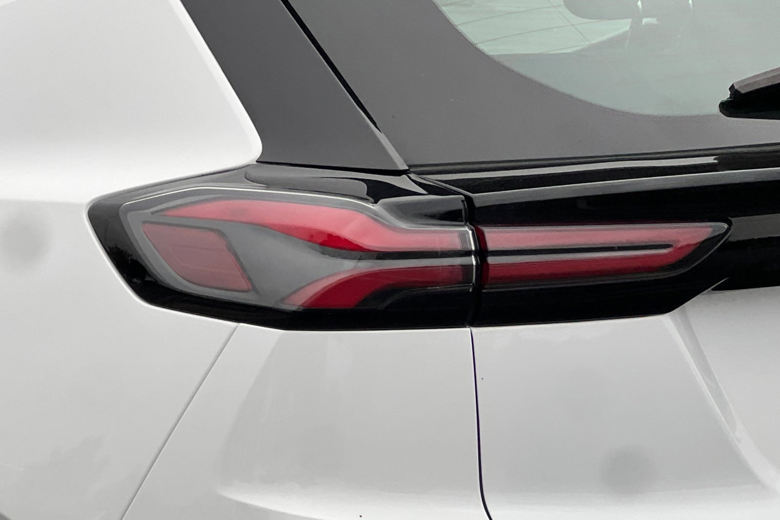 Certified 2022 Chevrolet Bolt EUV LT image 45