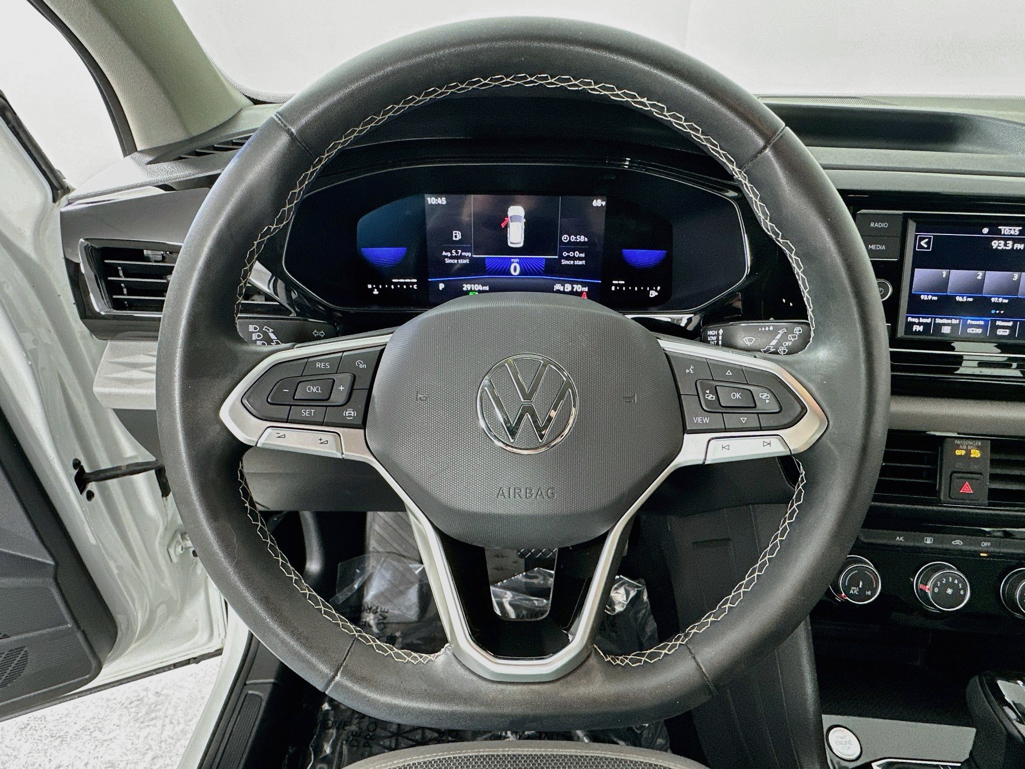 Used 2023 Volkswagen Taos S FWD image 11