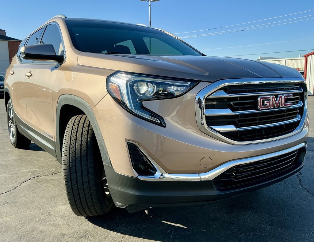 Used 2018 GMC Terrain SLT image 2
