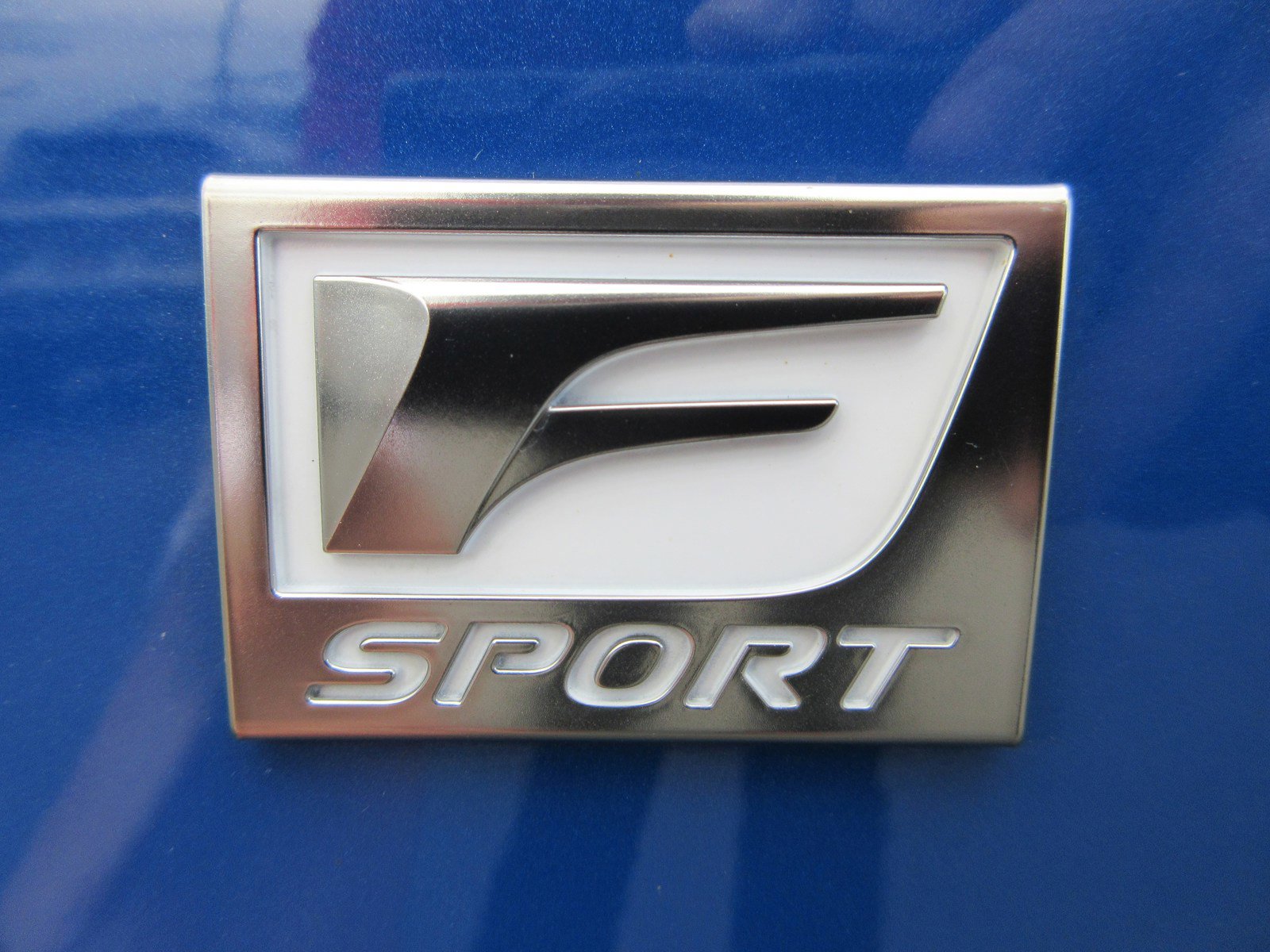 Used 2022 Lexus RX 350 F Sport w/ Accessory Package AWD/4WD image 3