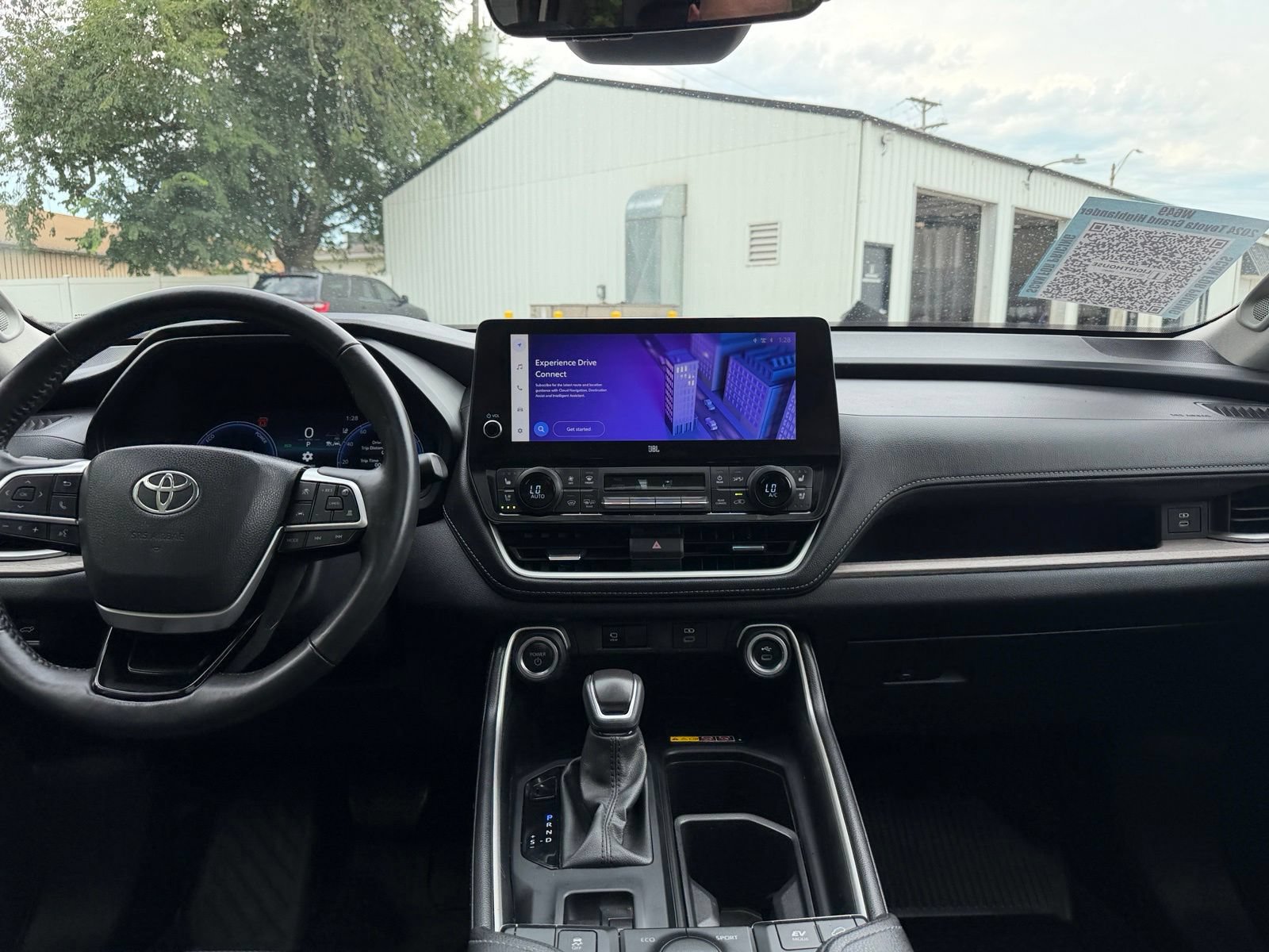 Used 2024 Toyota Grand Highlander AWD Hybrid image 18