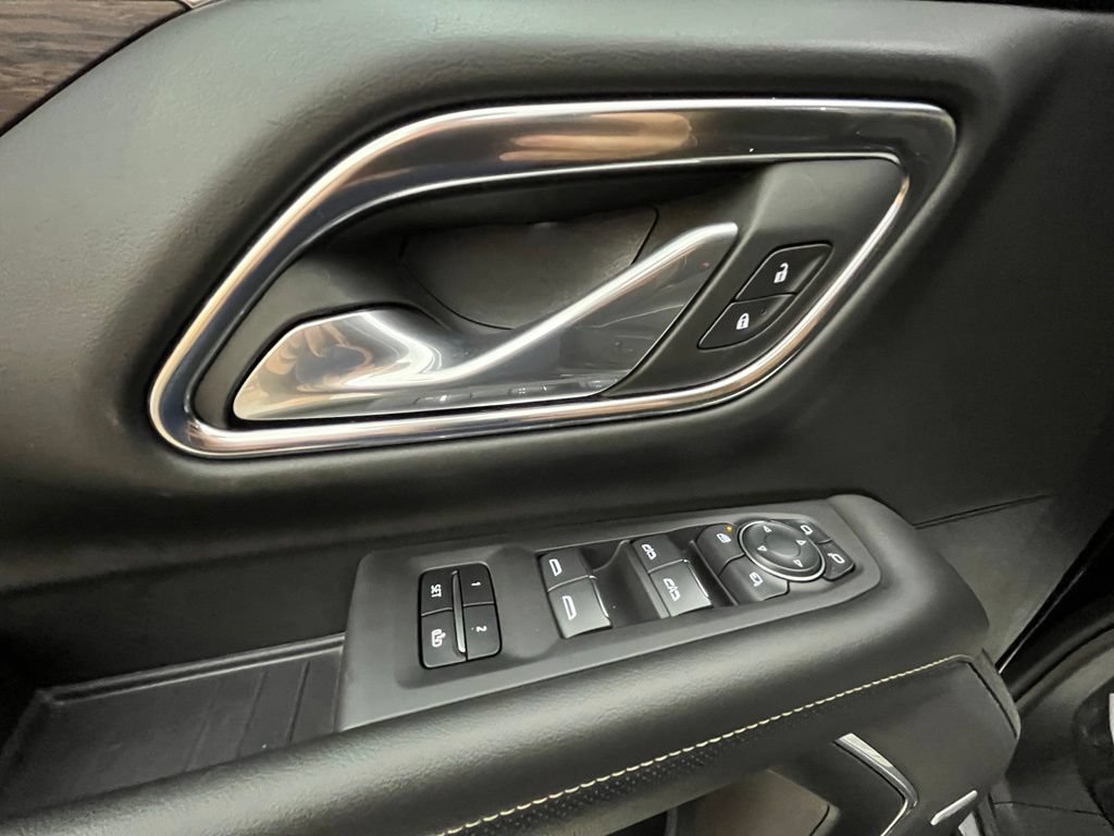 Used 2024 Chevrolet Tahoe Premier AWD/4WD image 44