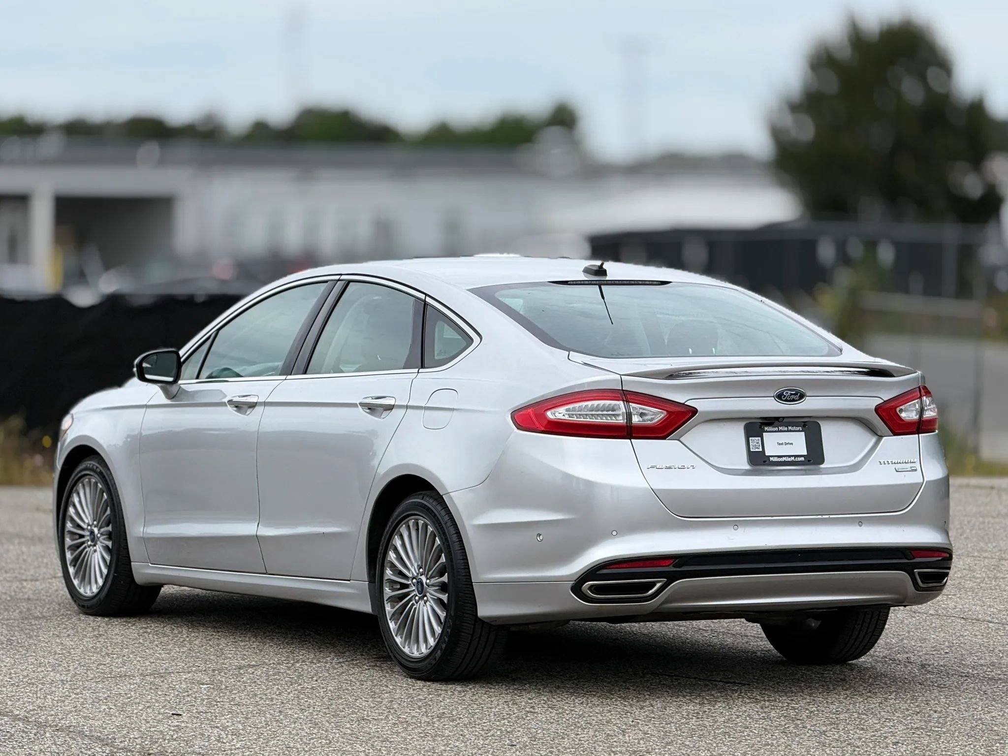 Used 2014 Ford Fusion Titanium AWD/4WD image 10