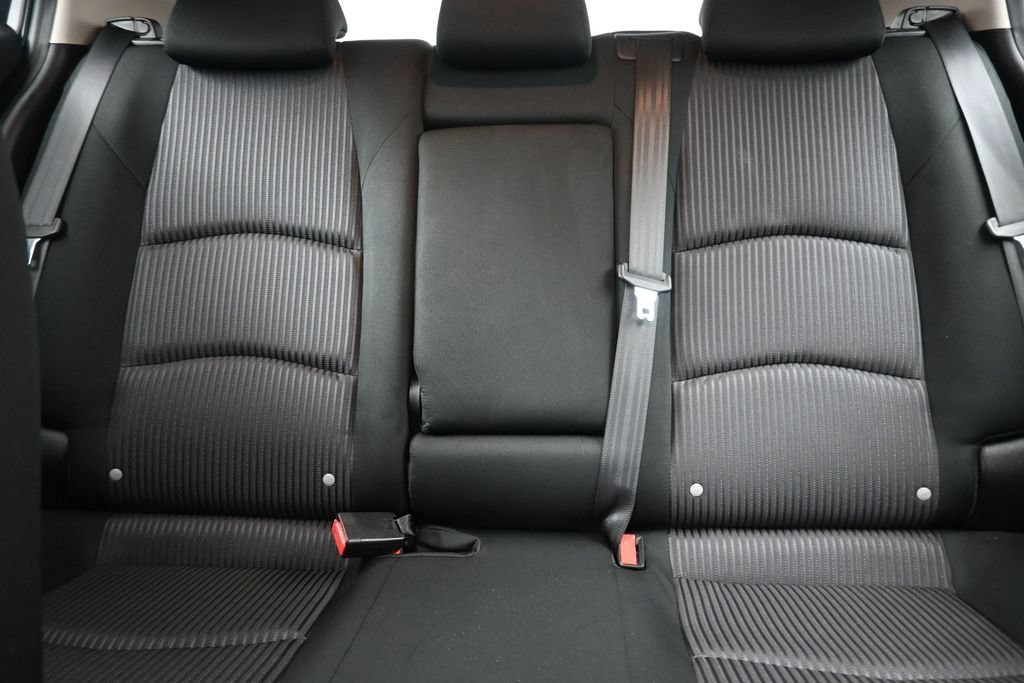 Used 2016 MAZDA MAZDA3 i Touring FWD image 25