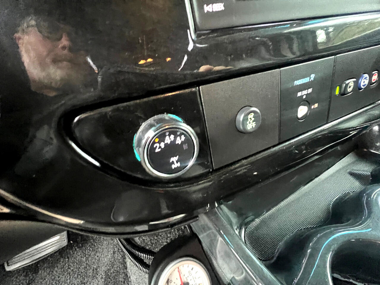 Used 2017 Chevrolet Express 2500 Extended image 19