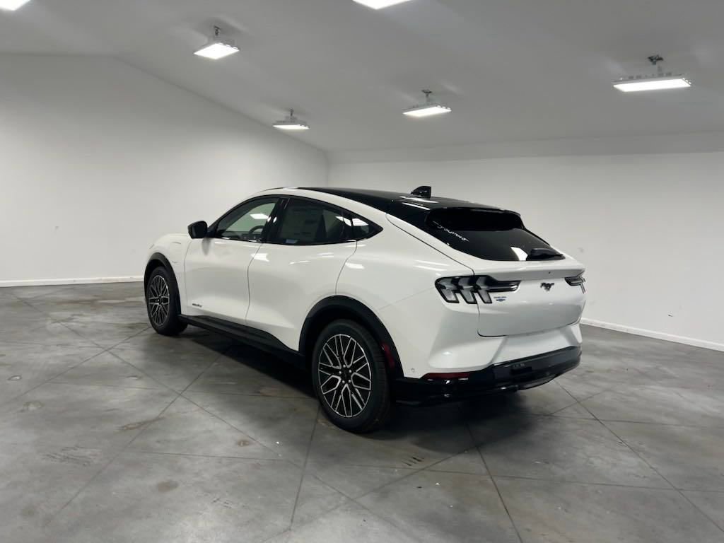 Used 2024 Ford Mustang Mach-E Premium image 7