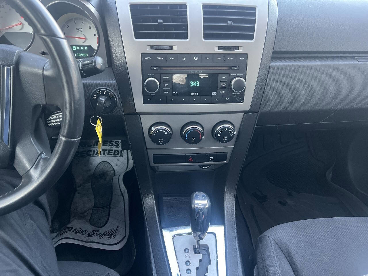 Used 2009 Dodge Avenger SXT image 15