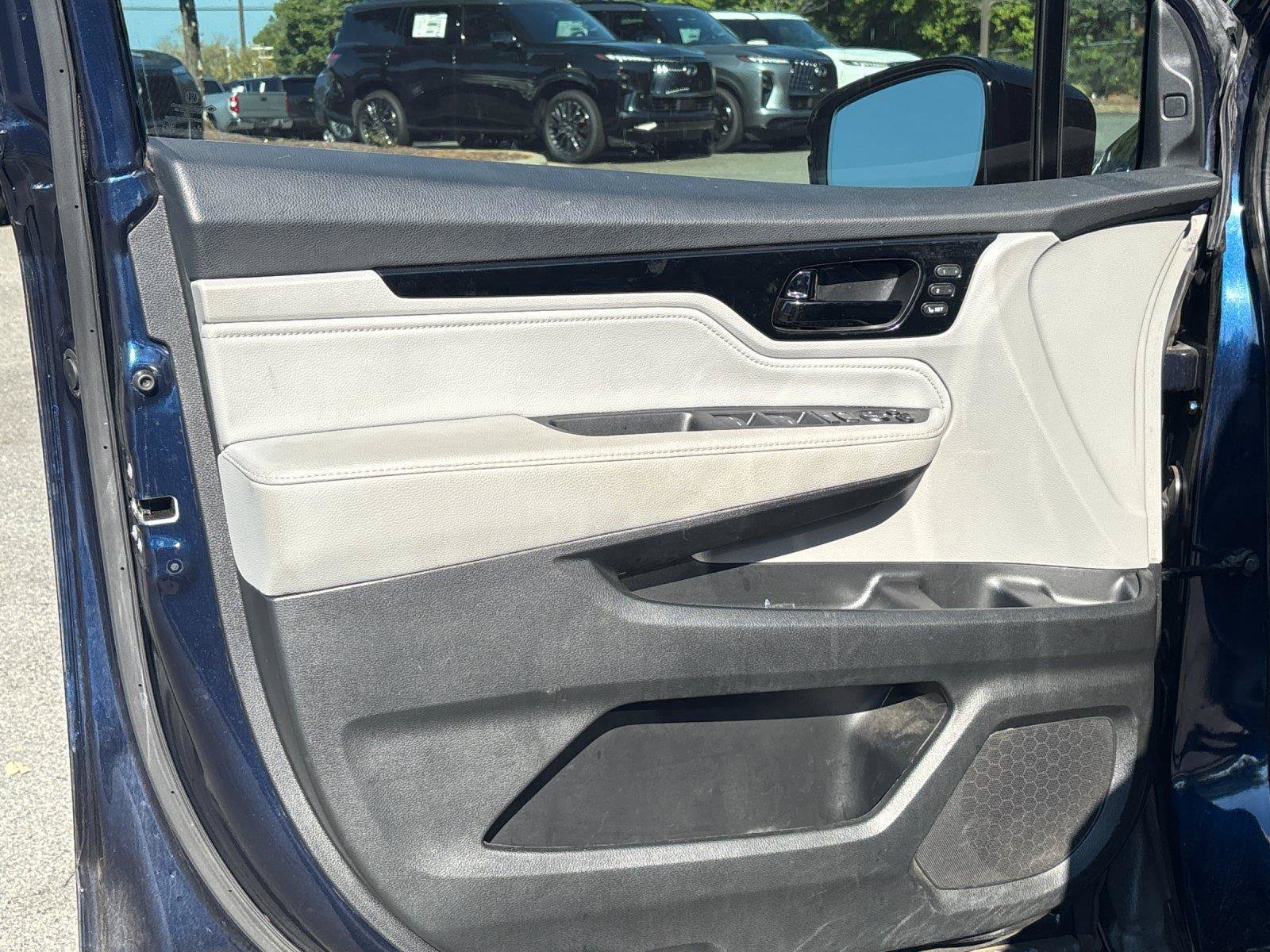 Used 2022 Honda Odyssey Elite image 12