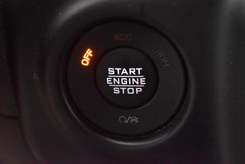 Used 2021 Jeep Wrangler Unlimited Sahara AWD/4WD image 15