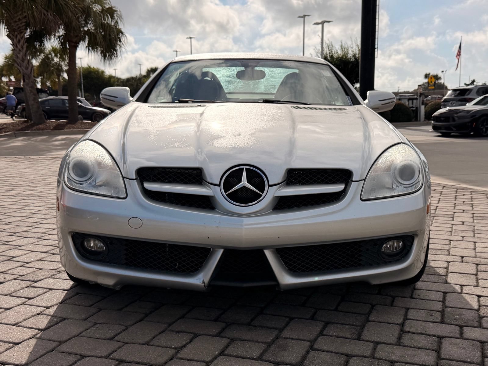Used 2010 Mercedes-Benz SLK 350 image 3