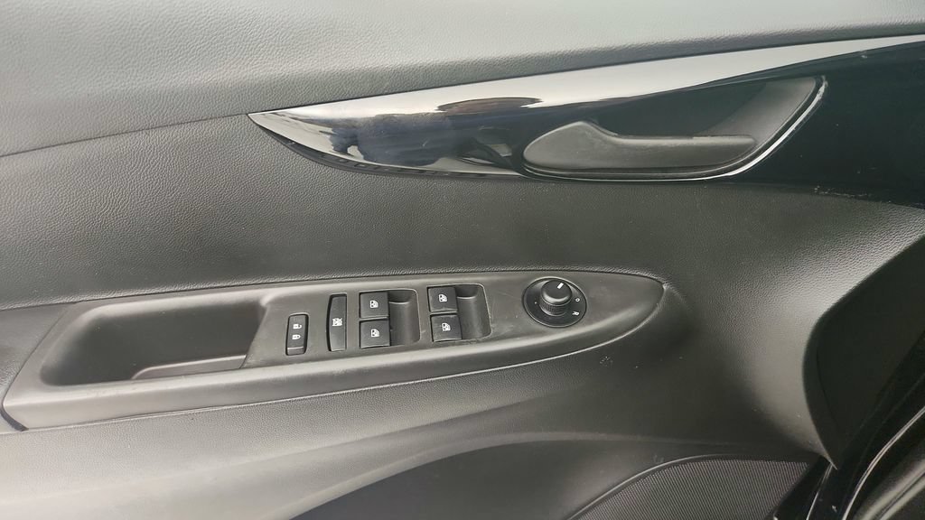 Used 2021 Chevrolet Spark LT FWD image 21