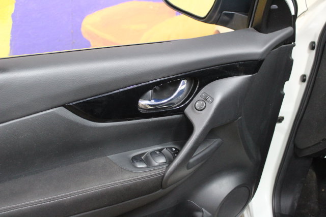Used 2018 Nissan Rogue Sport AWD image 13
