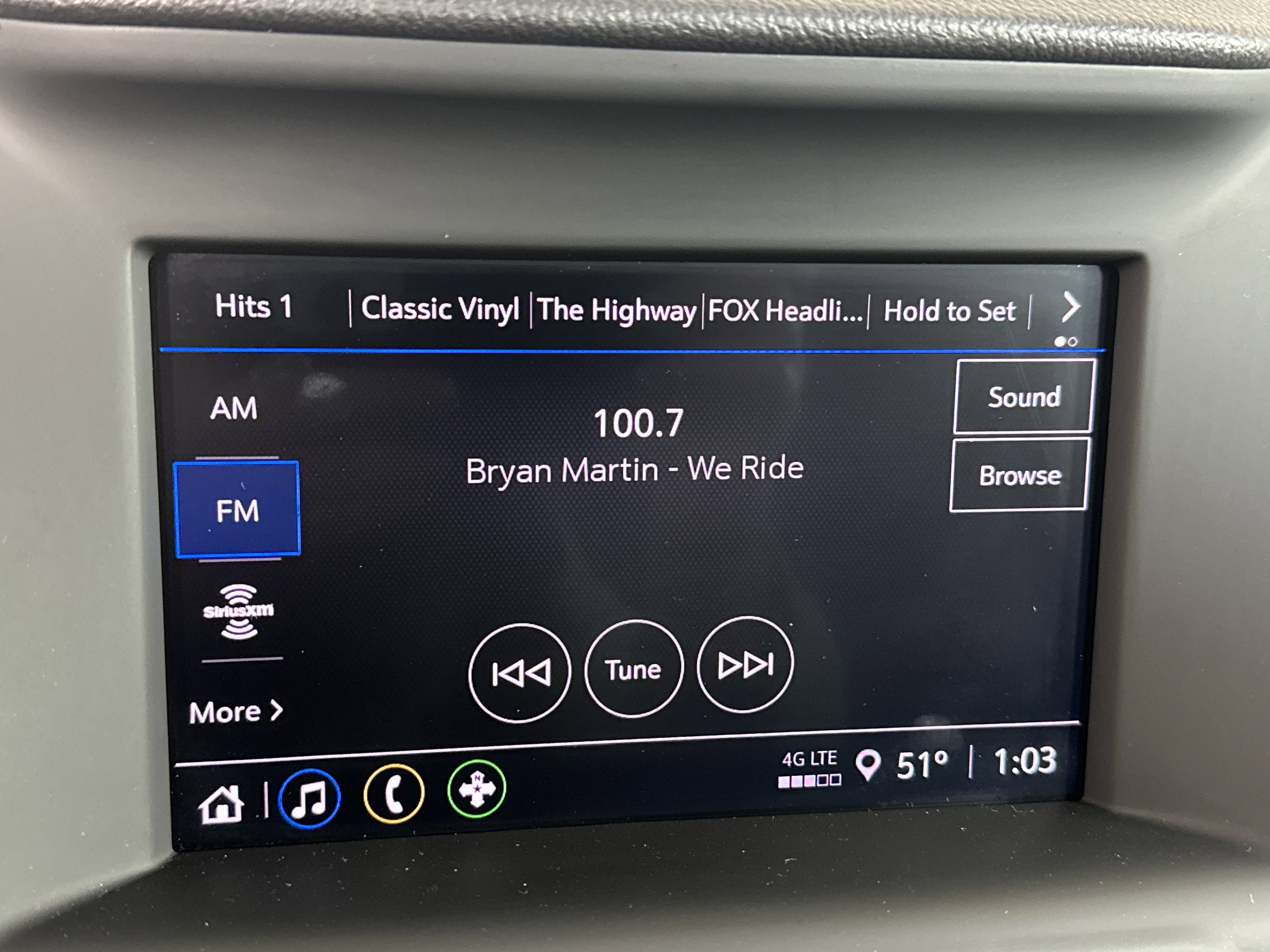 Used 2023 GMC Terrain SLE image 20