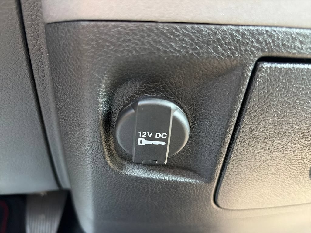 Used 2015 RAM 1500 ST w/ SXT Appearance Group RWD image 21