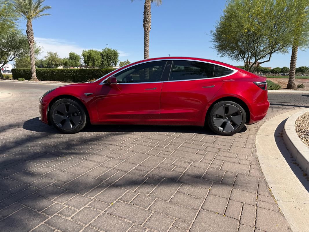 Used 2019 Tesla Model 3 Standard Range RWD image 5