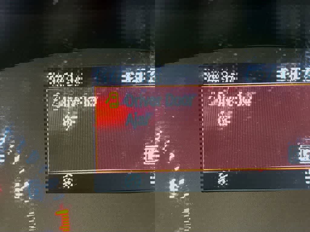 Certified 2022 Ford Escape SE w/ Cold Weather Package image 19