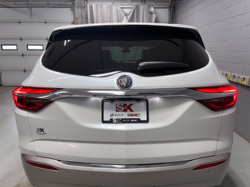 Used 2018 Buick Enclave Avenir w/ Avenir Technology Package AWD/4WD image 25
