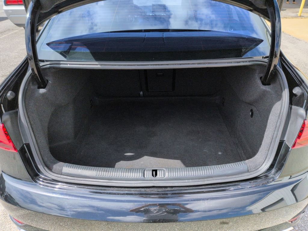 Used 2018 Audi A3 2.0T Premium image 24