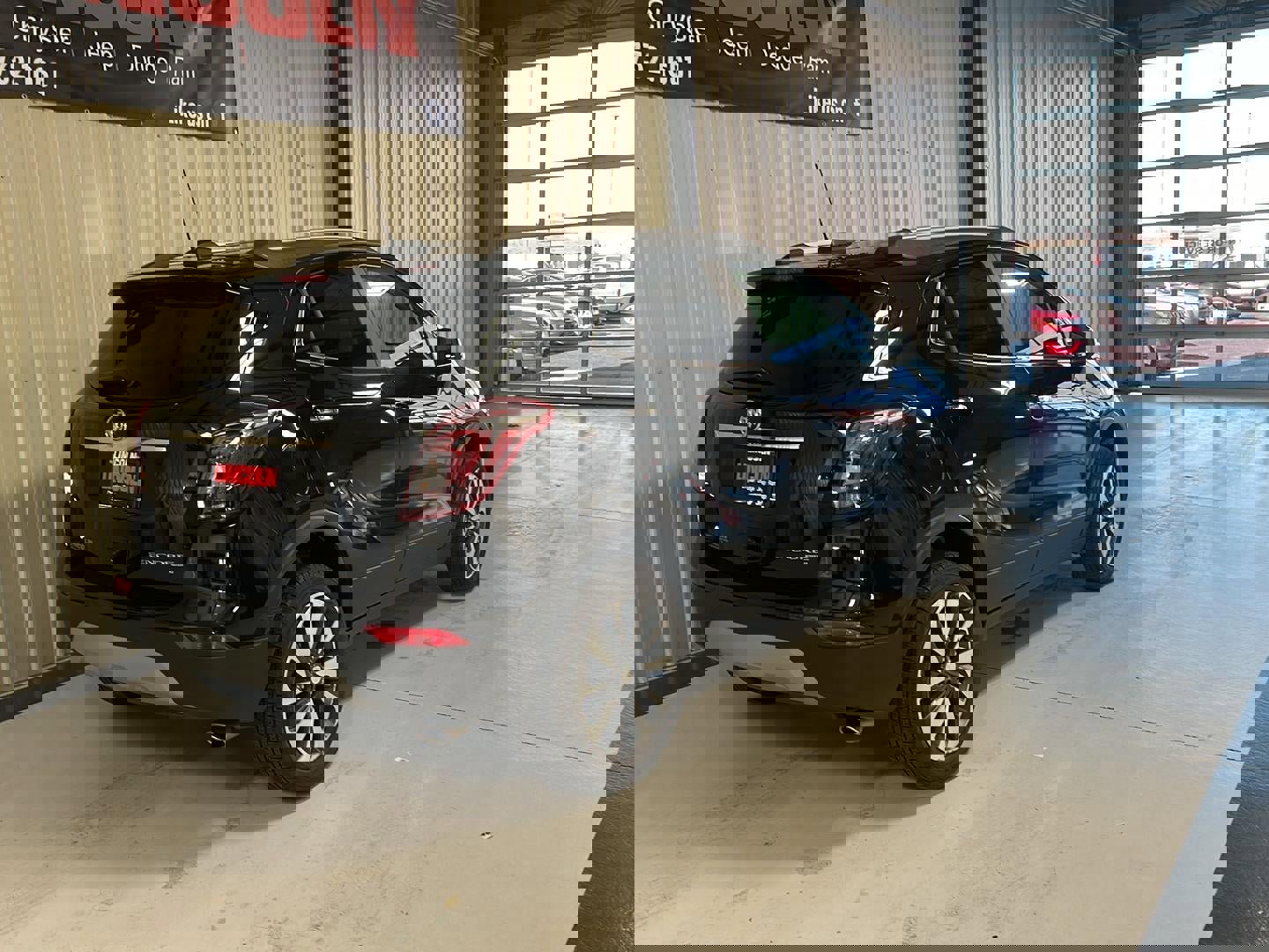 Used 2021 Buick Encore Preferred w/ Safety Package image 4