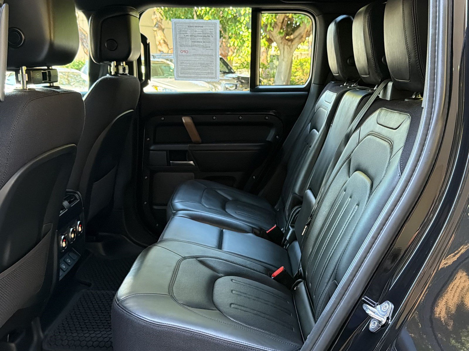 Used 2023 Land Rover Defender 110 X AWD/4WD image 13